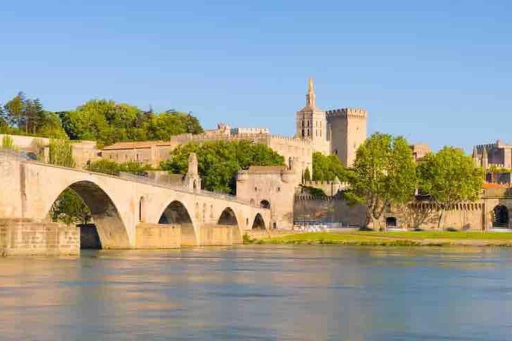 Une Pause Au Paradis Sorgues Exterior foto